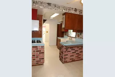 1354 Hallwood Court, Upland, CA 91786 - Photo 11