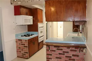 1354 Hallwood Ct, Upland, CA 91786 - Photo 9