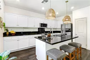 16256 Valley Oak, Fontana, CA 92336 - Photo 9