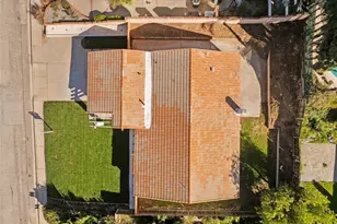 2905 Overland Ct, Highland, CA 92346 - Photo 33