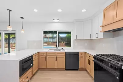 2463 Falling Oak, Riverside, CA 92506 - Photo 23