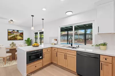 2463 Falling Oak, Riverside, CA 92506 - Photo 25
