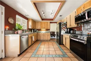 24357 Gitano Dr, Murrieta, CA 92562 - Photo 13
