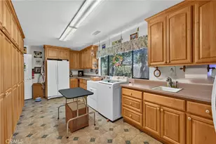 18666 Bert Rd, Riverside, CA 92508 - Photo 21