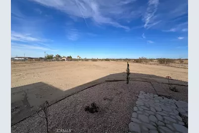 12911 Corton St, Phelan, CA 92371 - Photo 21