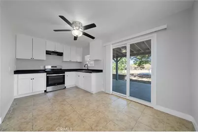 8052 Shirley, San Bernardino, CA 92410 - Photo 9