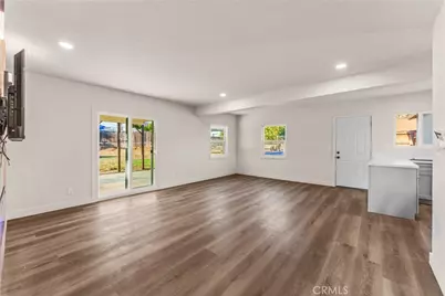 5673 Bella Drive, Riverside, CA 92509 - Photo 11