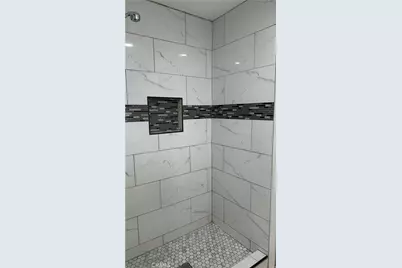 1025 S Riverside Avenue #21, Rialto, CA 92376 - Photo 11