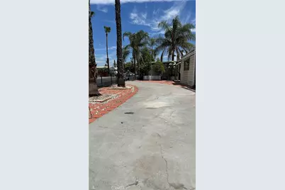 1025 S Riverside Avenue #21, Rialto, CA 92376 - Photo 3