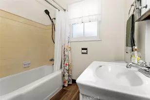 697 N 8th Ave, Upland, CA 91786 - Photo 23