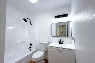 2127 Valleywood, Colton, CA 92324 - Photo 9