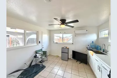 1053 W 15th, San Bernardino, CA 92411 - Photo 11