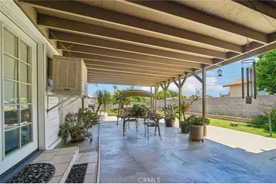 9929 Claremont, Bloomington, CA 92316 - Photo 35