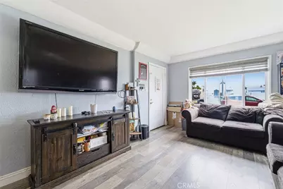 9231 Hunt Avenue, South Gate, CA 90280 - Photo 7