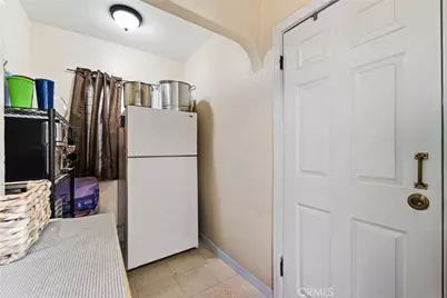 9231 Hunt Avenue, South Gate, CA 90280 - Photo 23