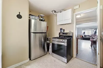 9231 Hunt Avenue, South Gate, CA 90280 - Photo 13