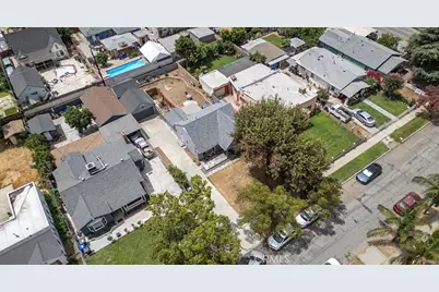 769 W 20th Street, San Bernardino, CA 92405 - Photo 3