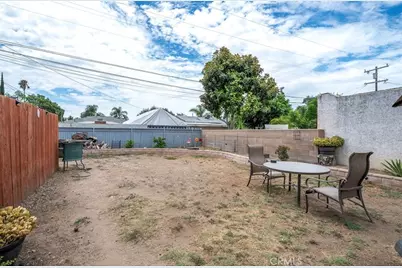 769 W 20th Street, San Bernardino, CA 92405 - Photo 21