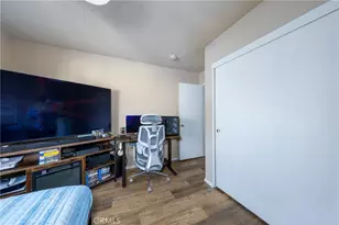 3180 Little Mountain, San Bernardino, CA 92405 - Photo 17