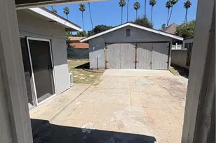 805 Merrett Dr, Pasadena, CA 91104 - Photo 19