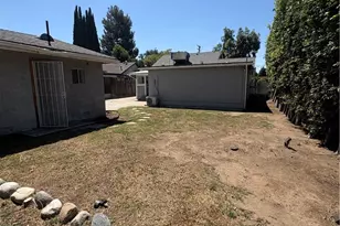 805 Merrett Dr, Pasadena, CA 91104 - Photo 17