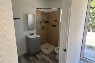 805 Merrett Dr, Pasadena, CA 91104 - Photo 17