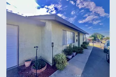 17352 Valencia, Fontana, CA 92335 - Photo 5