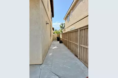32587 Winterberry Ln, Lake Elsinore, CA 92532 - Photo 31