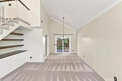 6717 Hunt Court, Riverside, CA 92506 - Photo 9