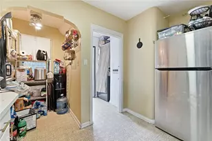 9231 Hunt Ave, South Gate, CA 90280 - Photo 11