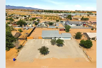 11498 Shahaptain, Hesperia, CA 92345 - Photo 3