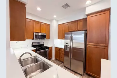 41534 King Palm, Murrieta, CA 92562 - Photo 9