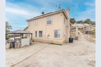 1344 Little Rock Lane, Perris, CA 92570 - Photo 23