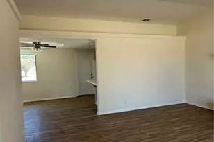 15686 Little Beaver, Victorville, CA 92395 - Photo 33
