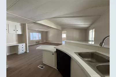 1601 S Garey Avenue #16, Pomona, CA 91766 - Photo 13