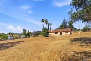 18361 Cedar St, Perris, CA 92570 - Photo 31