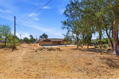 18361 Cedar Street, Perris, CA 92570 - Photo 3