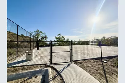 27617 Bottle Brush Way, Murrieta, CA 92562 - Photo 41