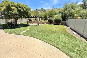 27617 Bottle Brush Way, Murrieta, CA 92562 - Photo 37