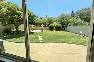 27617 Bottle Brush Way, Murrieta, CA 92562 - Photo 35