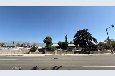14596 Foothill, Fontana, CA 92335 - Photo 5