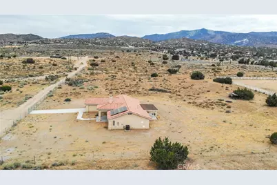 9570 Mescalero Rd, Phelan, CA 92371 - Photo 23