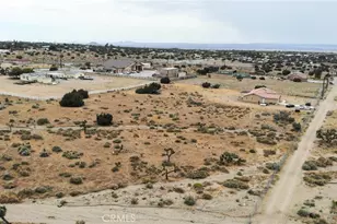 9570 Mescalero Rd, Phelan, CA 92371 - Photo 25