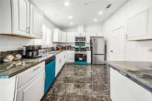 9570 Mescalero Rd, Phelan, CA 92371 - Photo 11