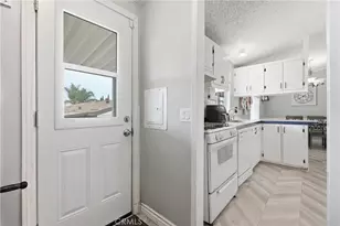 1855 E Riverside, Ontario, CA 91761 - Photo 9
