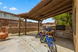 13166 Four Hills Way, Victorville, CA 92392 - Photo 23