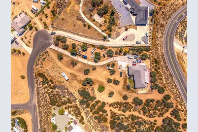 10505 Canyon, Oak Hills, CA 92344 - Photo 63