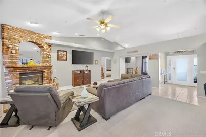 10505 Canyon, Oak Hills, CA 92344 - Photo 9