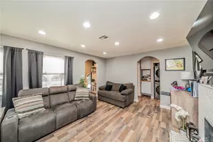 857 W 25th St, San Bernardino, CA 92405 - Photo 9