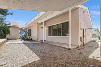 451 Magnolia Circle, Hemet, CA 92543 - Photo 3
